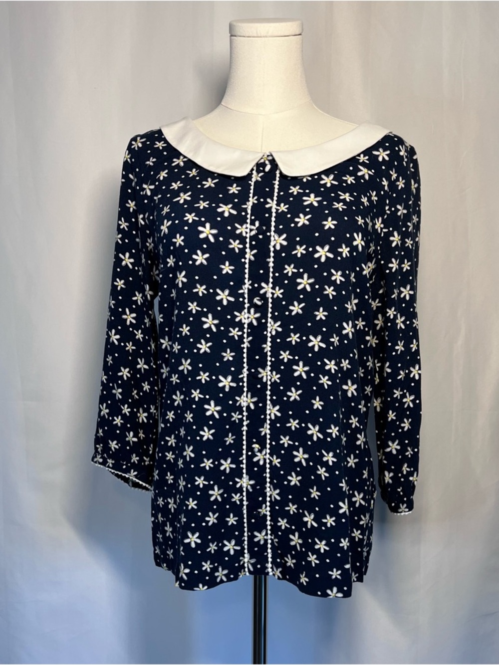 Disney Navy and White Floral Peter Pan Collar Button-Front Top